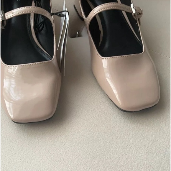 Zara NWT Beige tan multi strap square toe patent Mary Jane block heels - Picture 7 of 9